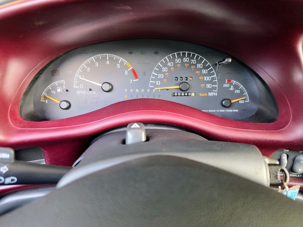 2002 Pontiac Grand Prix Image 49