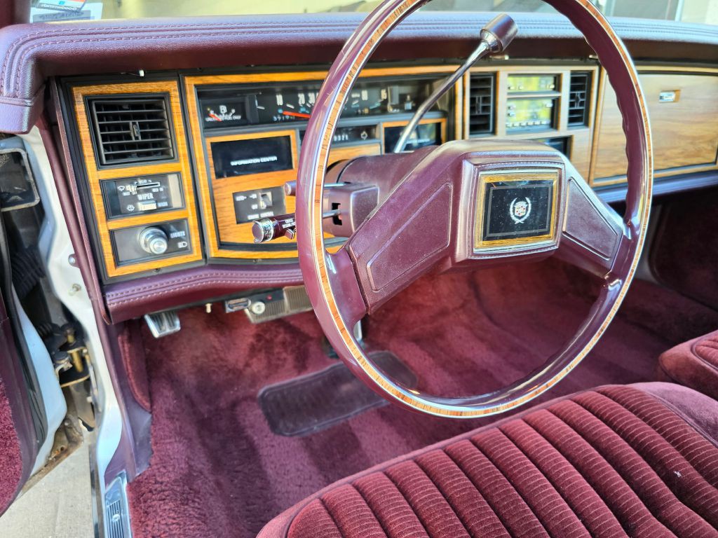 1985 Cadillac Eldorado Image 8