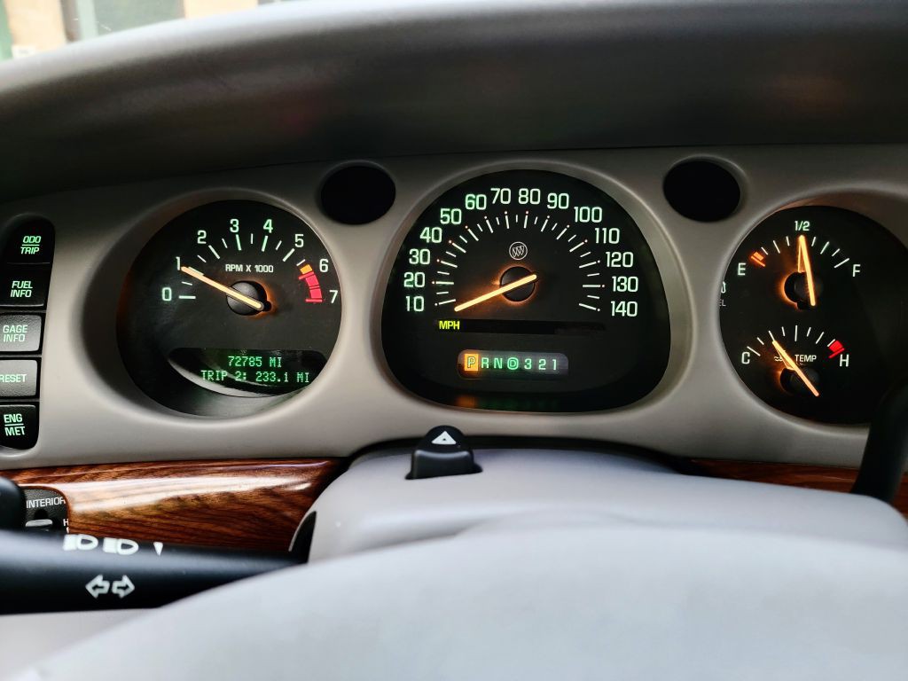2002 Buick LeSabre Image 8