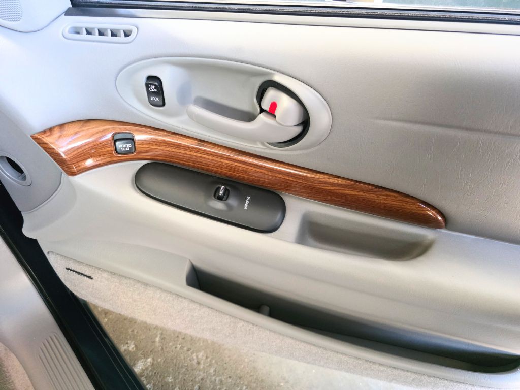 2002 Buick LeSabre Image 15