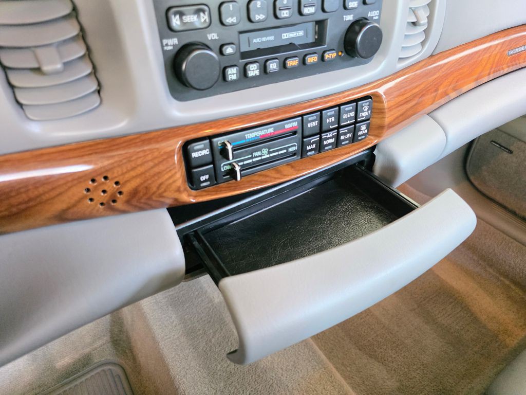 2002 Buick LeSabre Image 20
