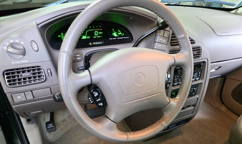 2002 Mercury Villager Image 6
