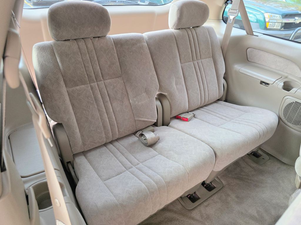 1999 Toyota Sienna Image 22