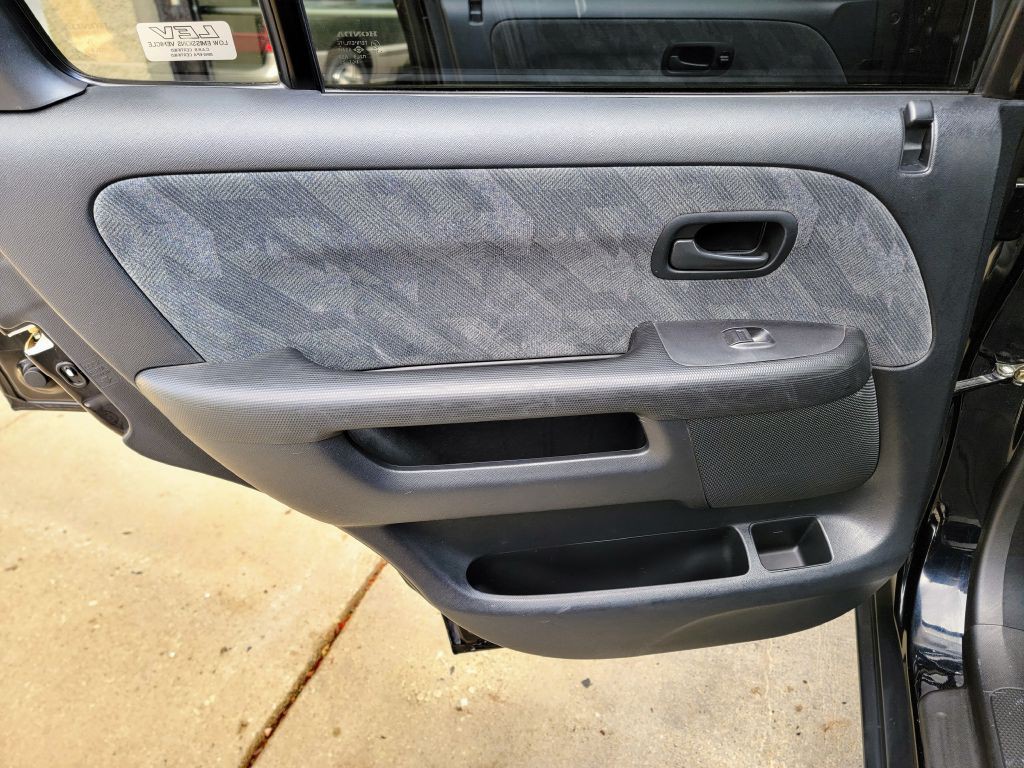 2004 Honda CR-V Image 14