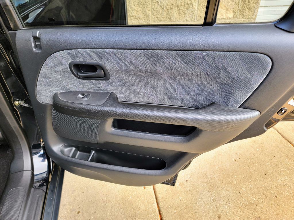 2004 Honda CR-V Image 22