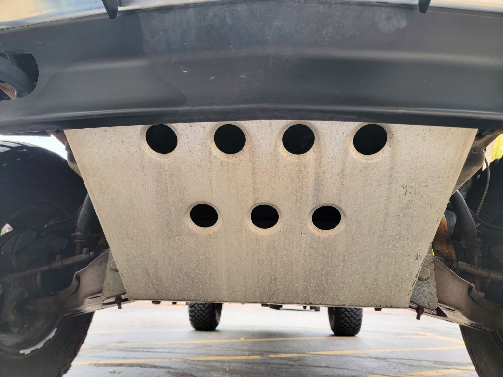 1996 GMC Sierra Image 38