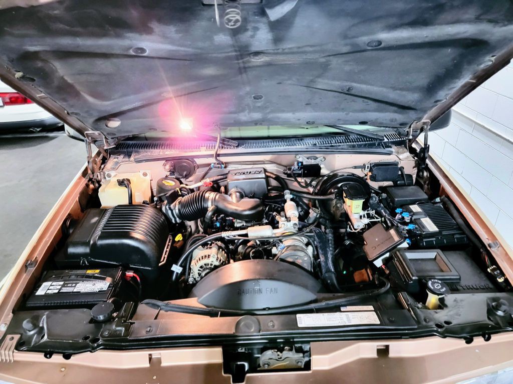 1996 GMC Sierra Image 85