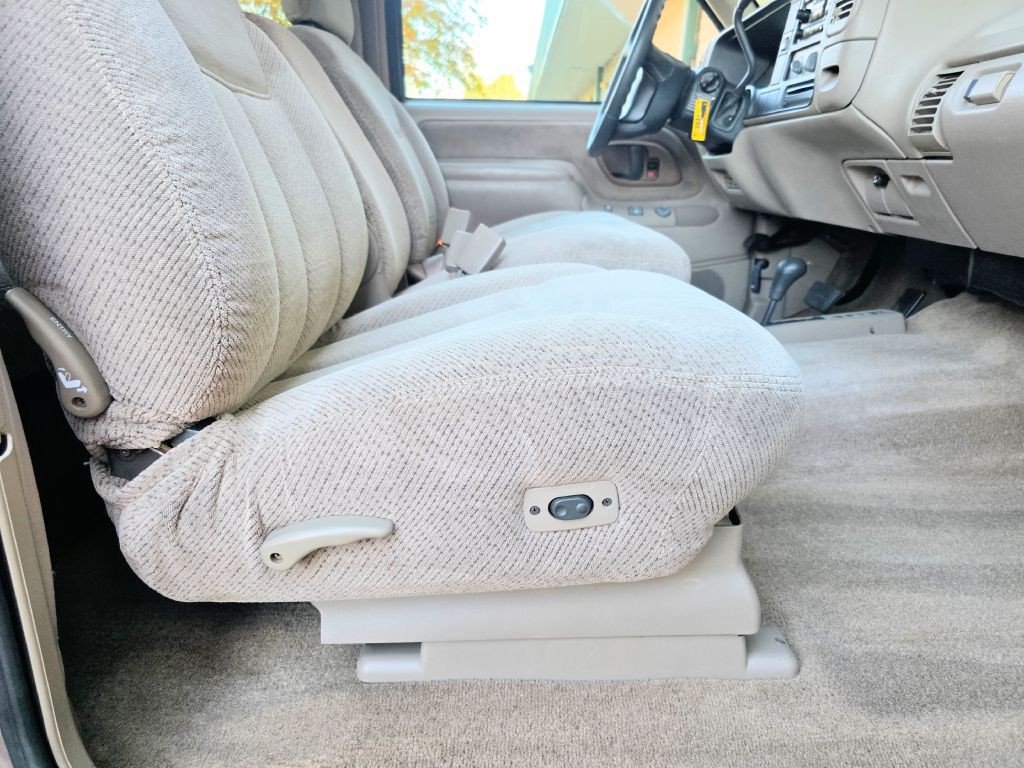 1996 GMC Sierra Image 93