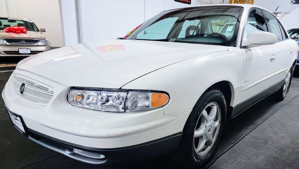 2001 Buick Regal Image 6
