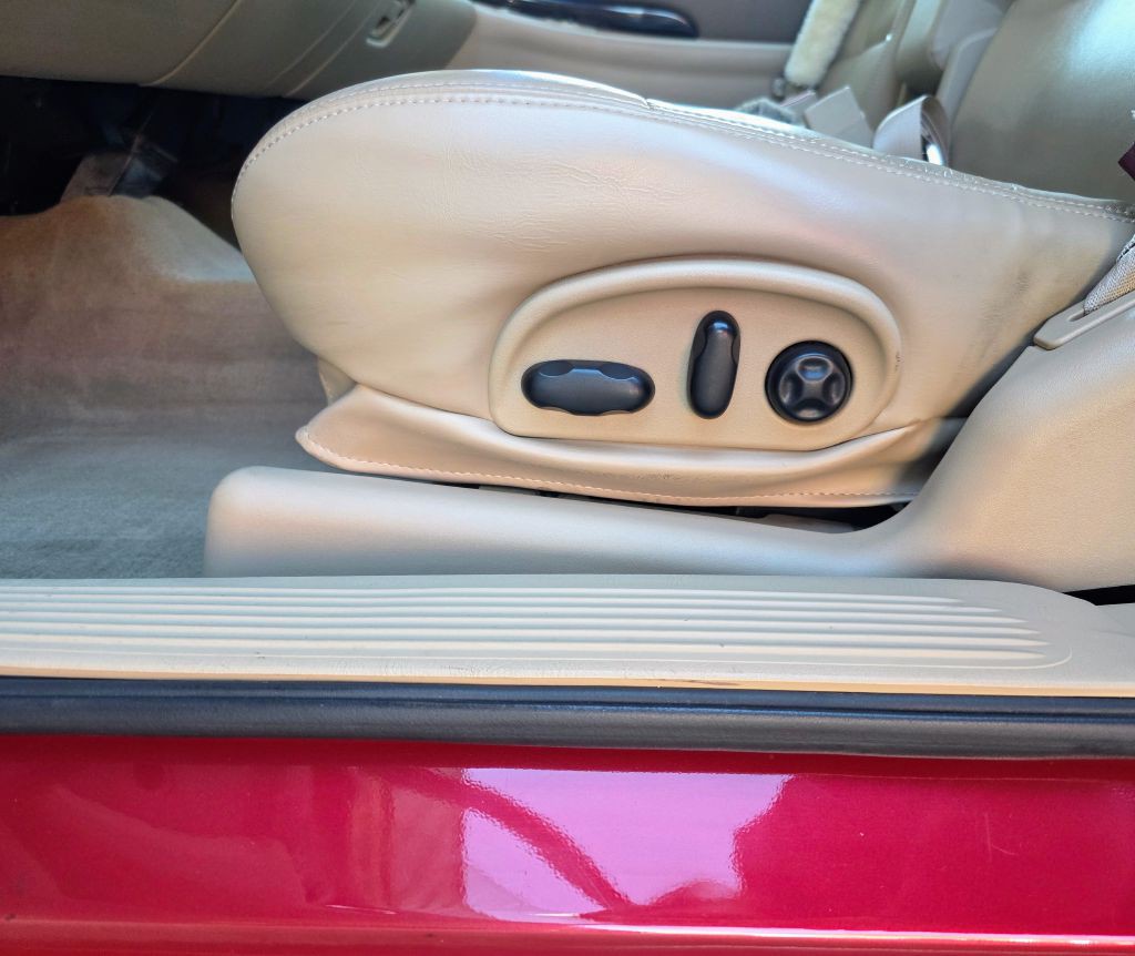 2005 Buick LeSabre Image 11