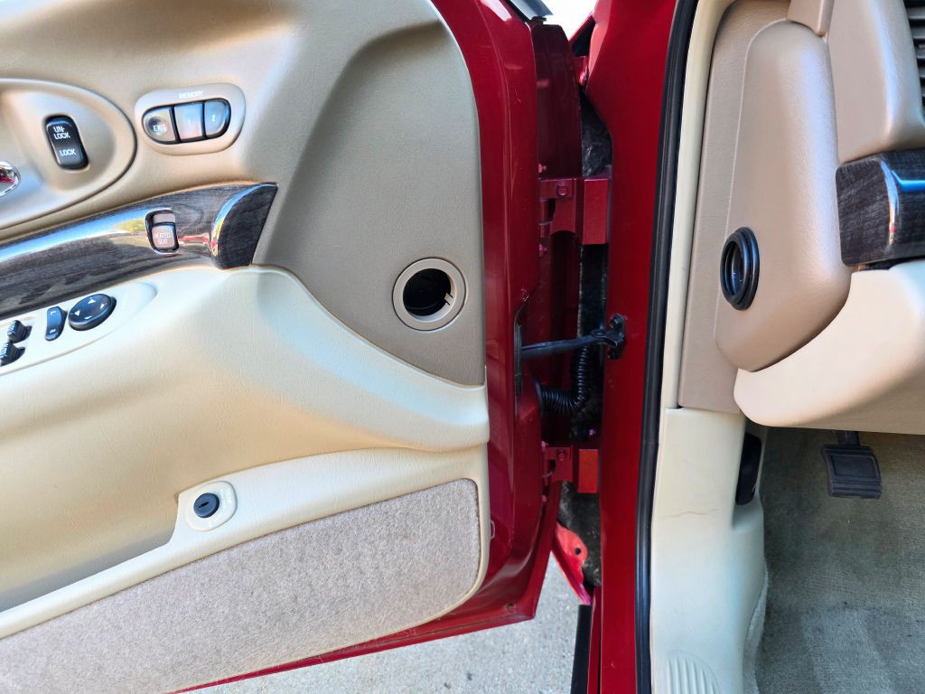 2005 Buick LeSabre Image 13