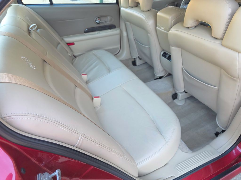 2005 Buick LeSabre Image 32