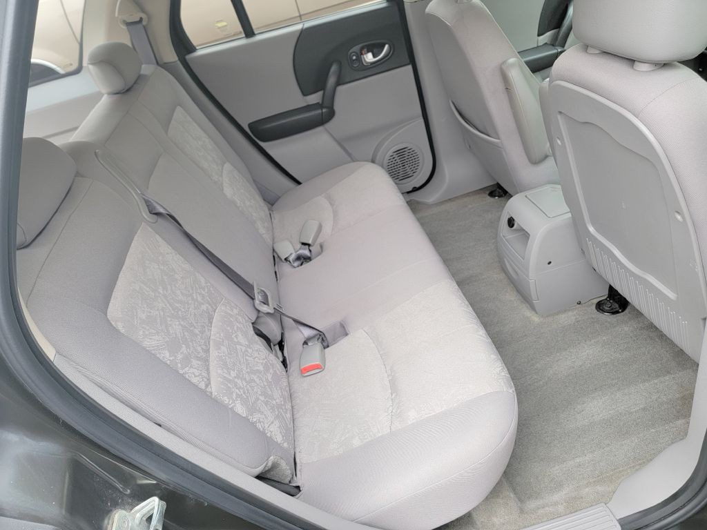 2004 Saturn Vue Image 14