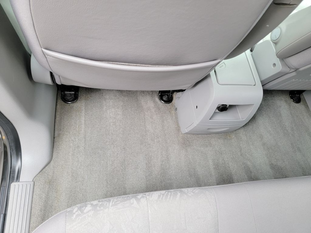 2004 Saturn Vue Image 20