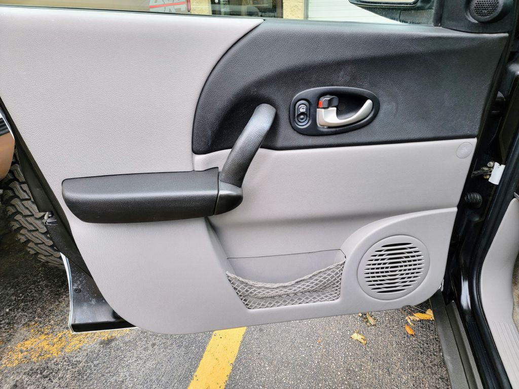 2004 Saturn Vue Image 26