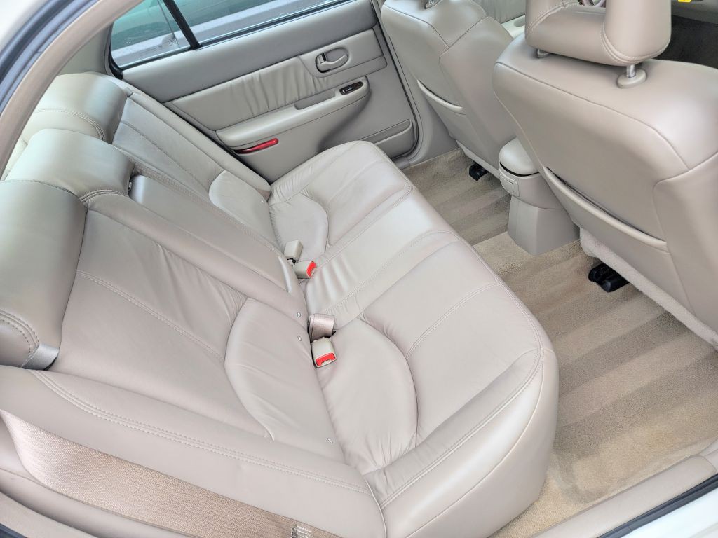 2003 Buick Regal Image 18