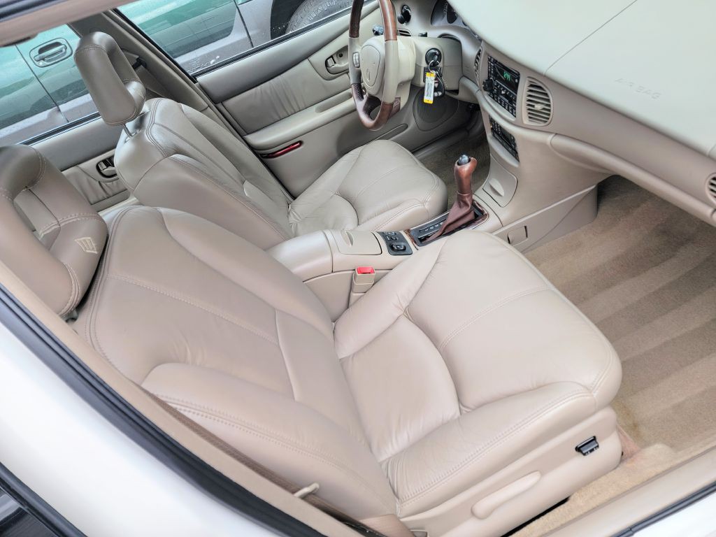 2003 Buick Regal Image 21