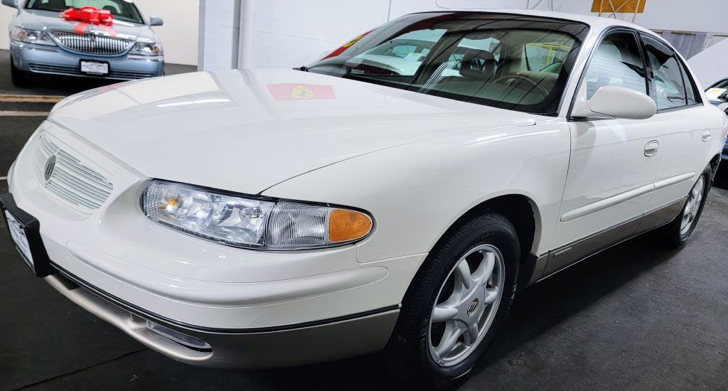 2003 Buick Regal Image 38