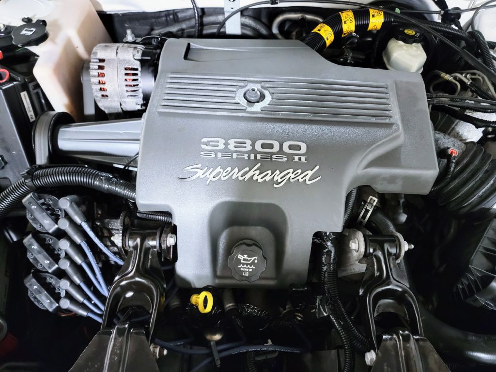 2003 Buick Regal Image 46