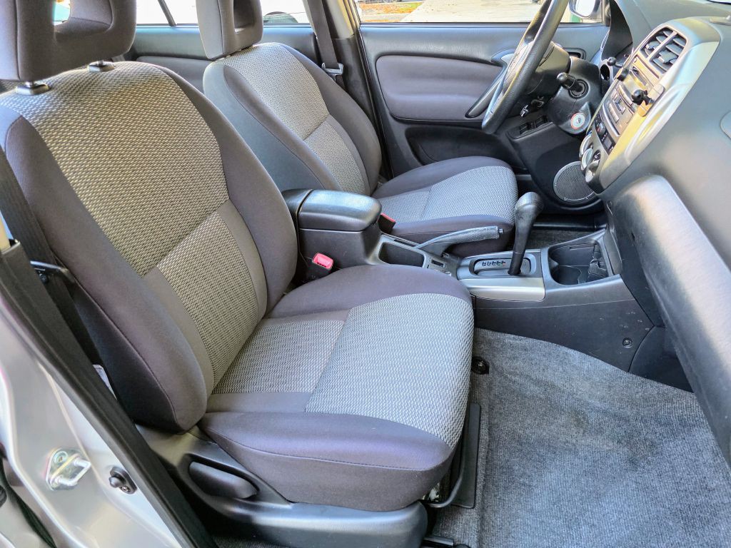 2005 Toyota Rav4 Image 10