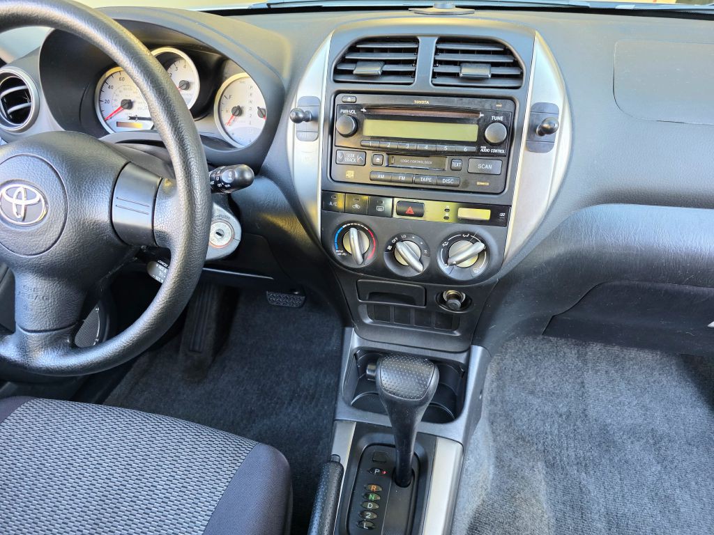 2005 Toyota Rav4 Image 13
