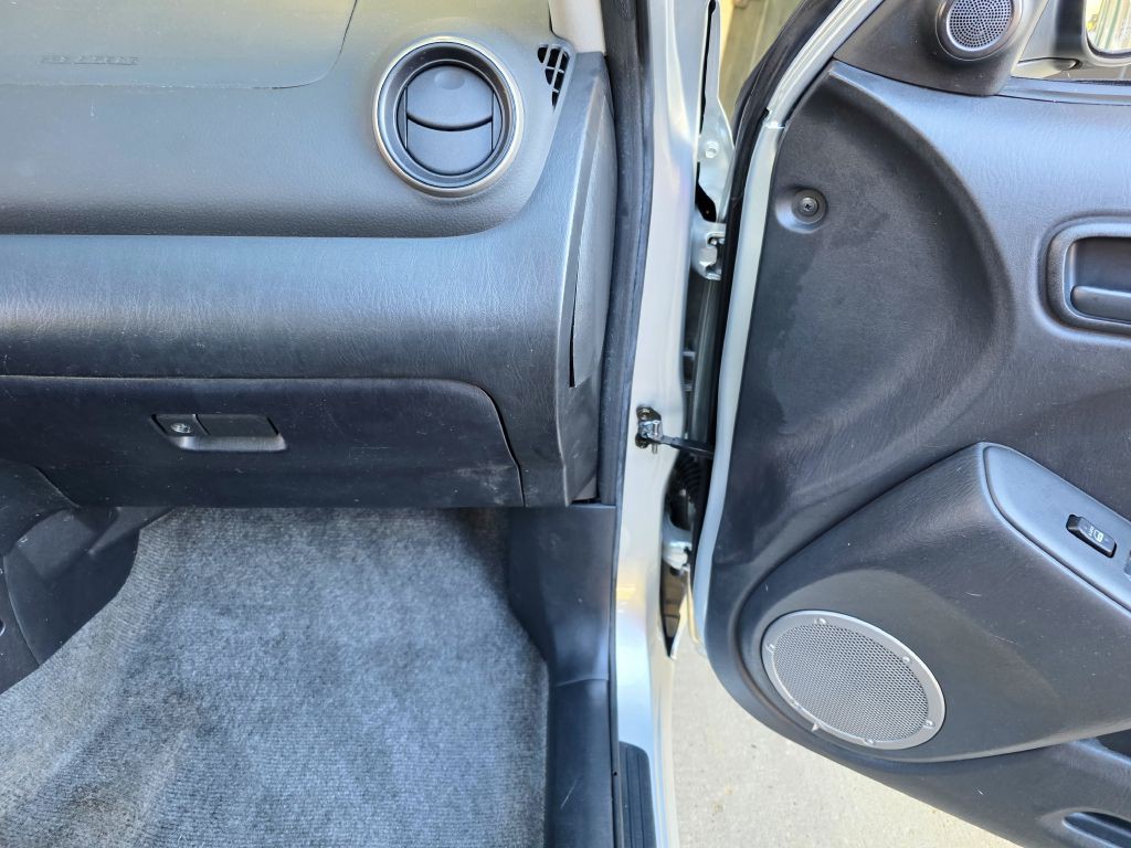 2005 Toyota Rav4 Image 28