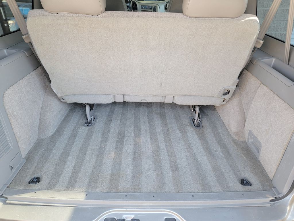 2005 GMC Safari Image 3