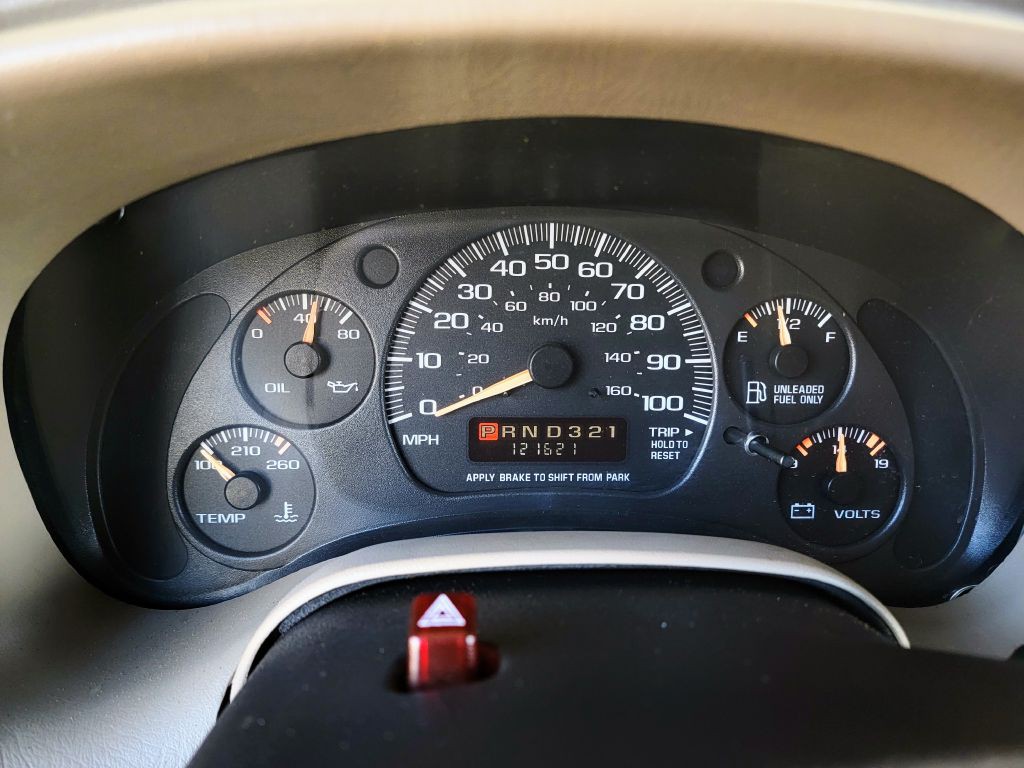 2005 GMC Safari Image 4