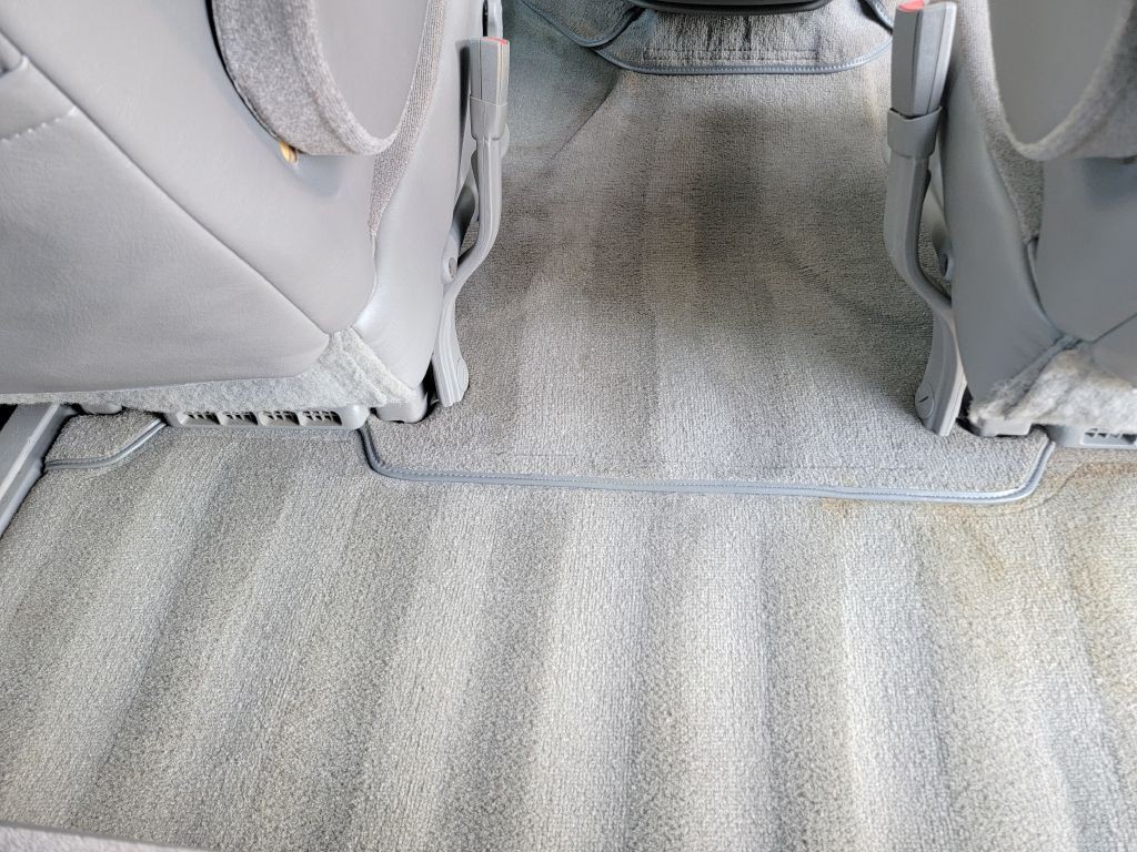 2005 GMC Safari Image 23