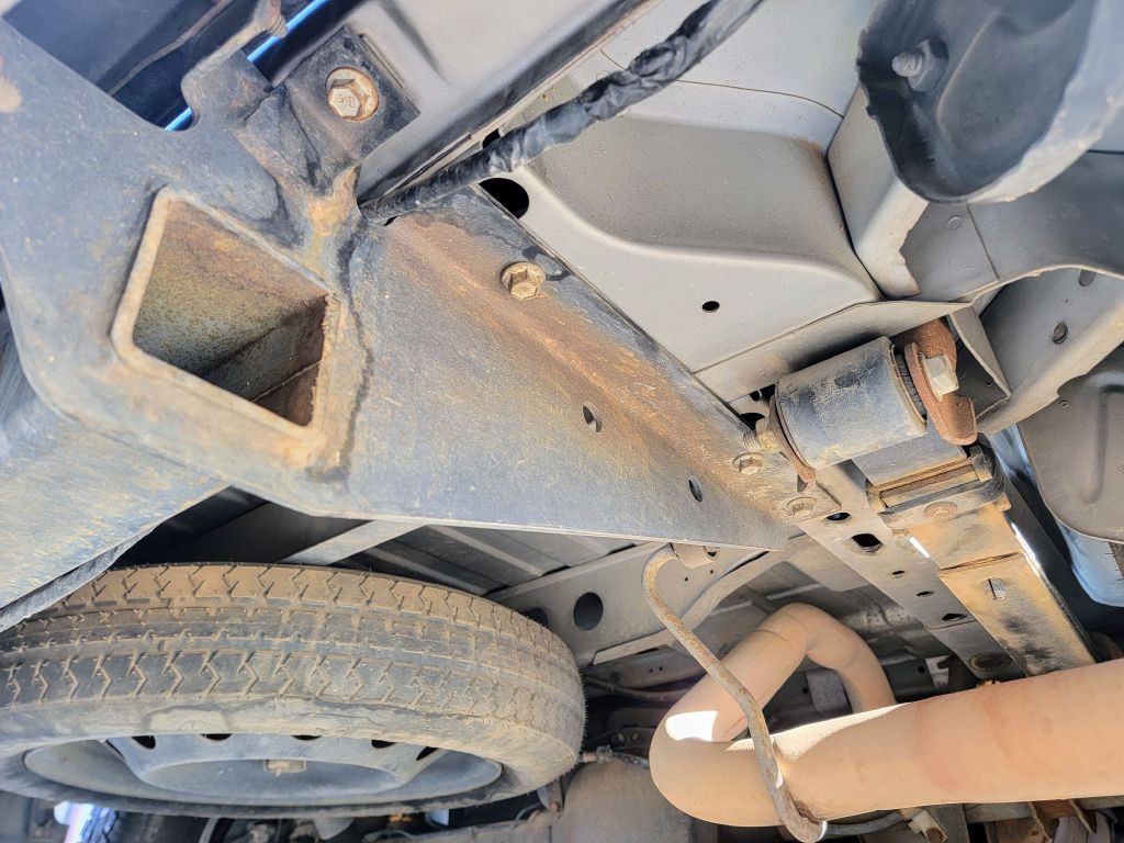 2005 GMC Safari Image 38