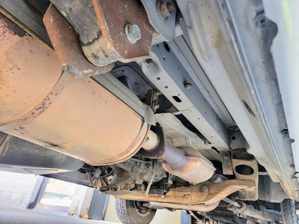 2005 GMC Safari Image 39