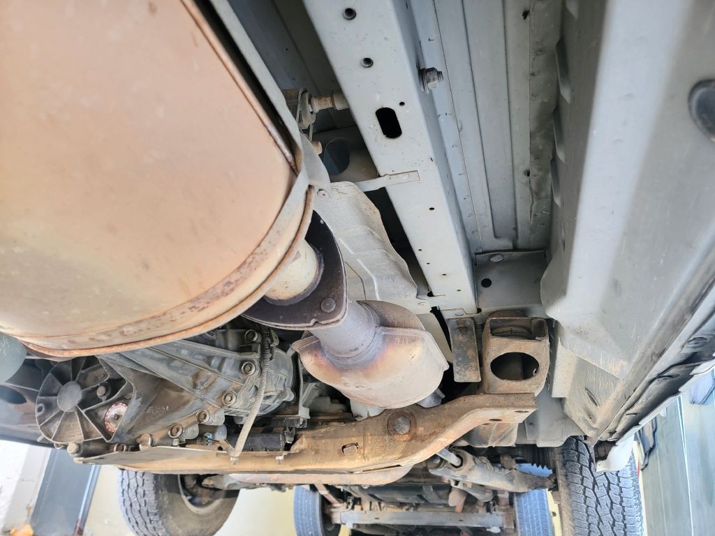 2005 GMC Safari Image 41