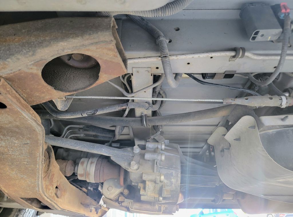 2005 GMC Safari Image 45