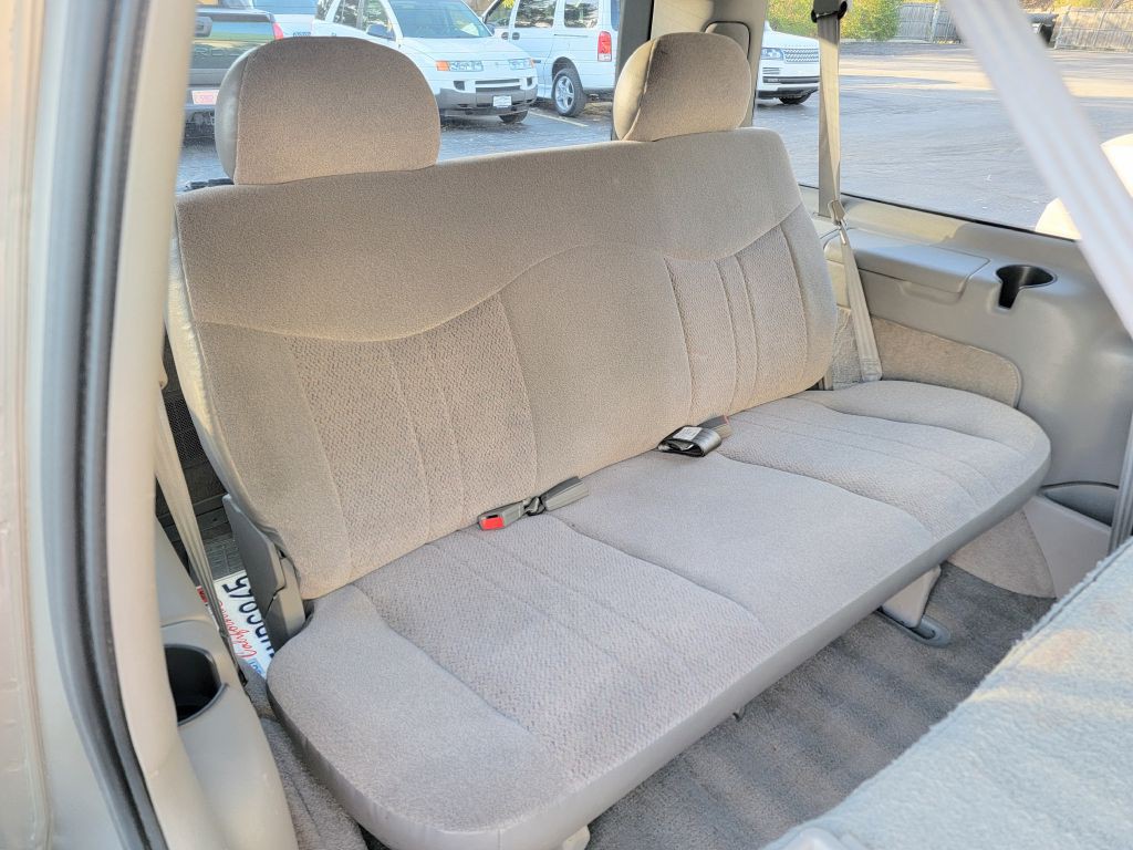 2005 GMC Safari Image 59