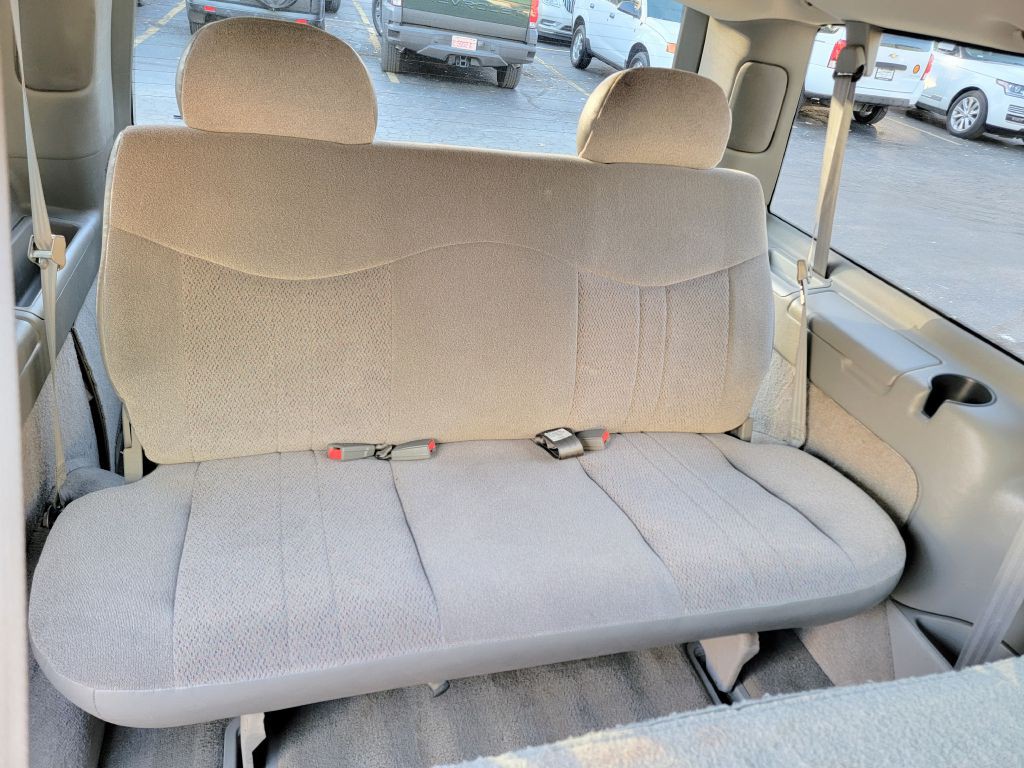 2005 GMC Safari Image 60