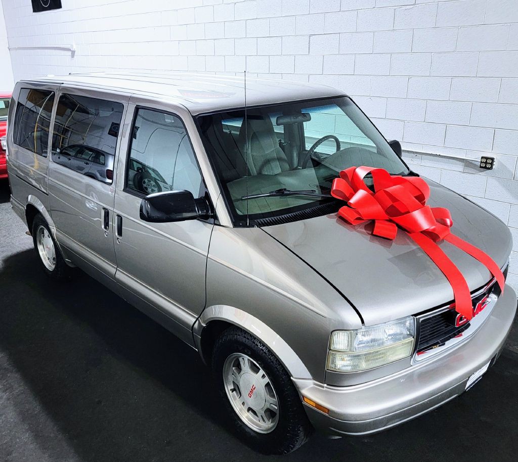 2005 GMC Safari Image 62