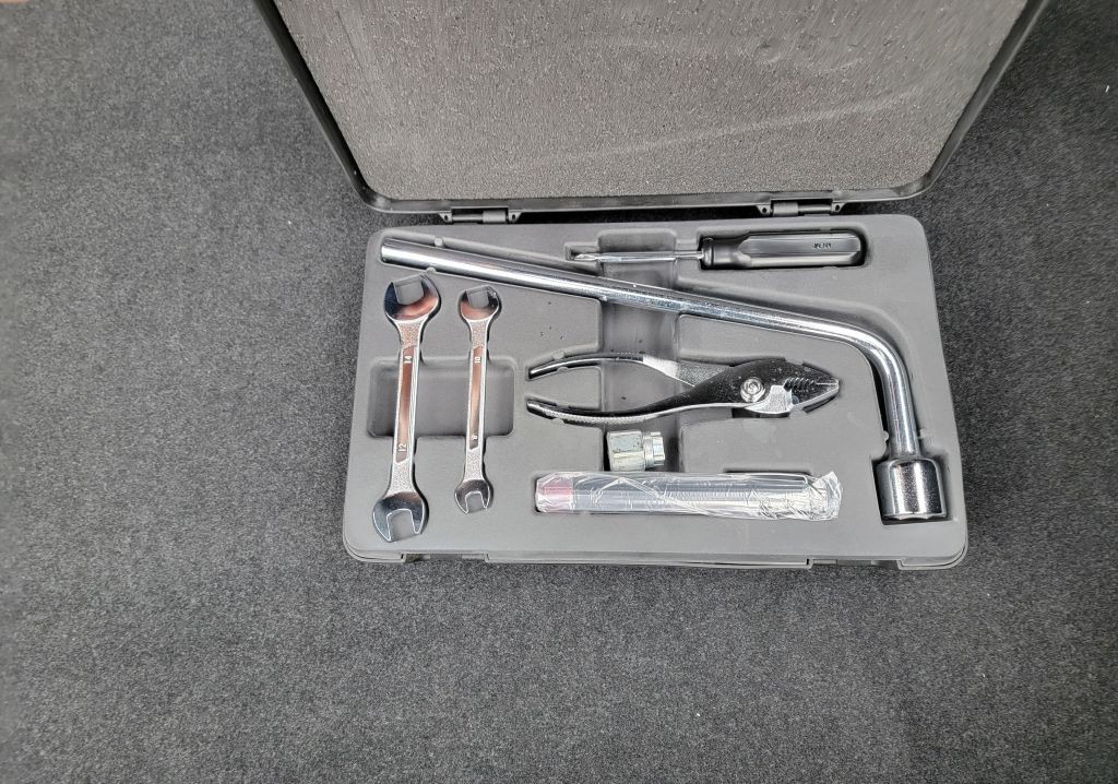 1996 Lexus LS Image 60