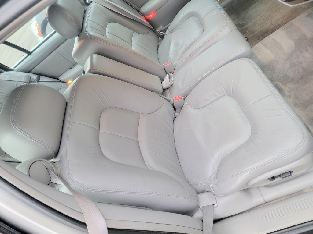 2004 Buick Park Avenue Image 42