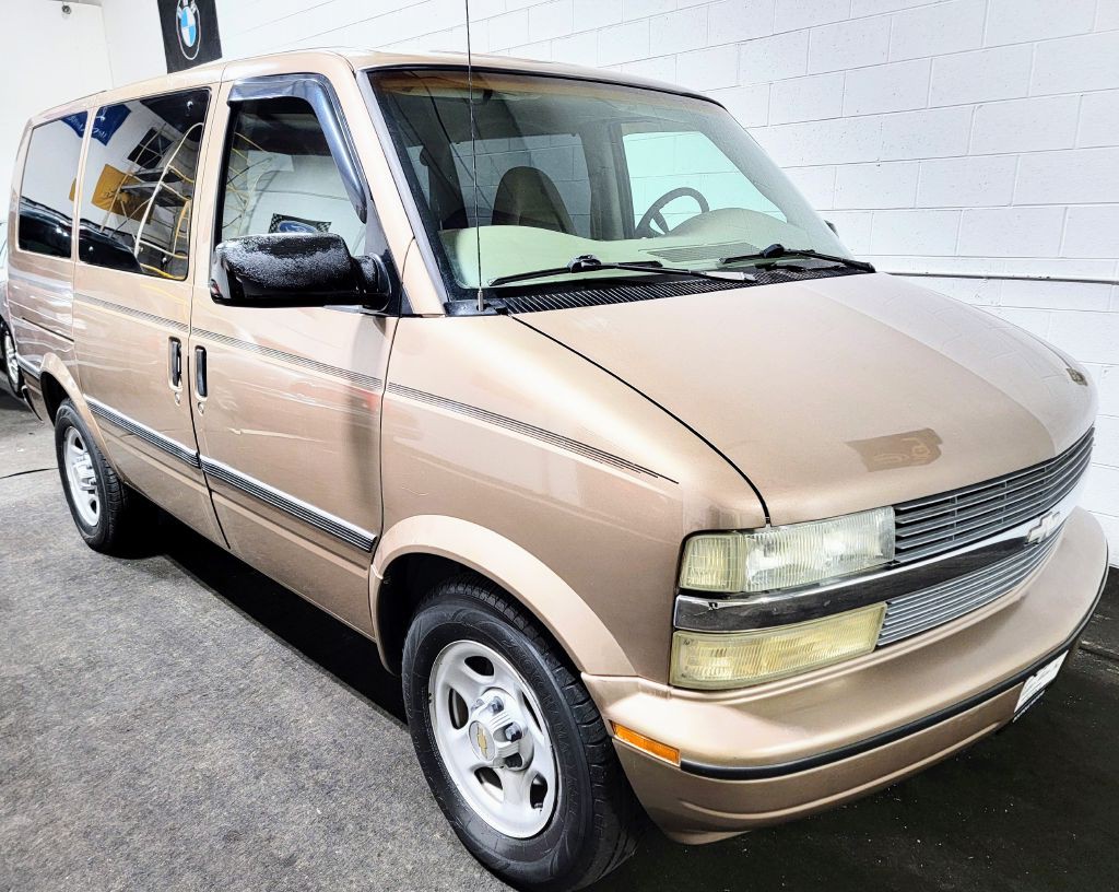 2005 Chevrolet Astro Image 10