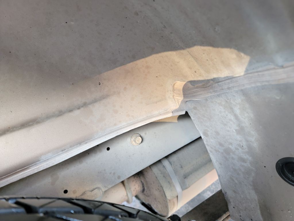 2005 Chevrolet Astro Image 26