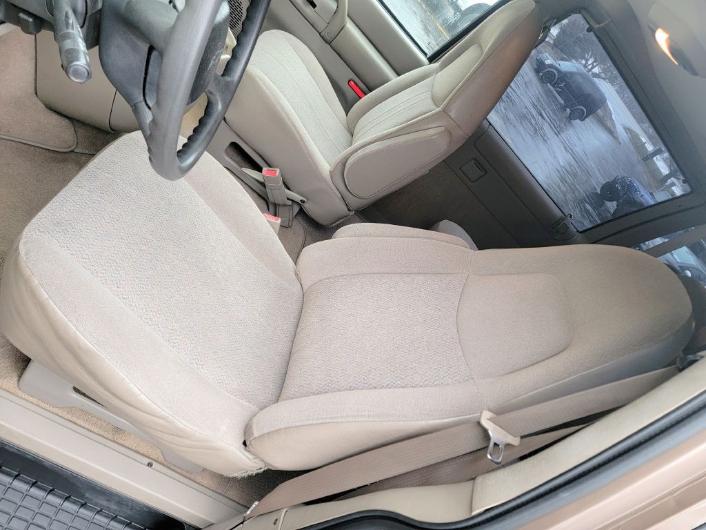 2005 Chevrolet Astro Image 36