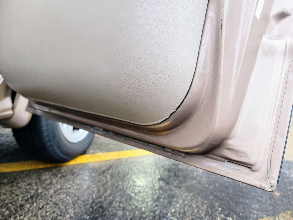 2005 Chevrolet Astro Image 47