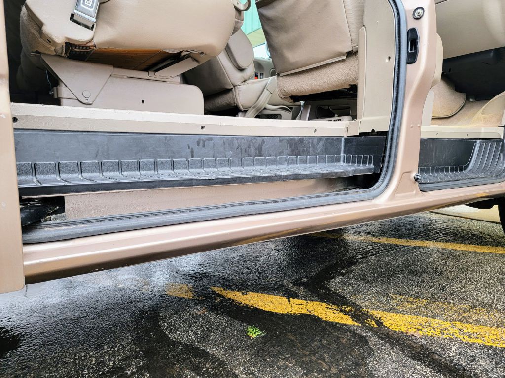 2005 Chevrolet Astro Image 71