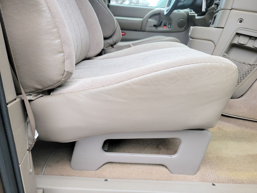 2005 Chevrolet Astro Image 51