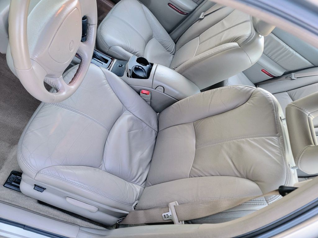 2002 Buick Regal Image 10