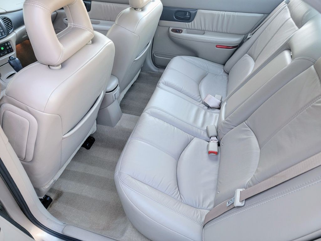 2002 Buick Regal Image 15