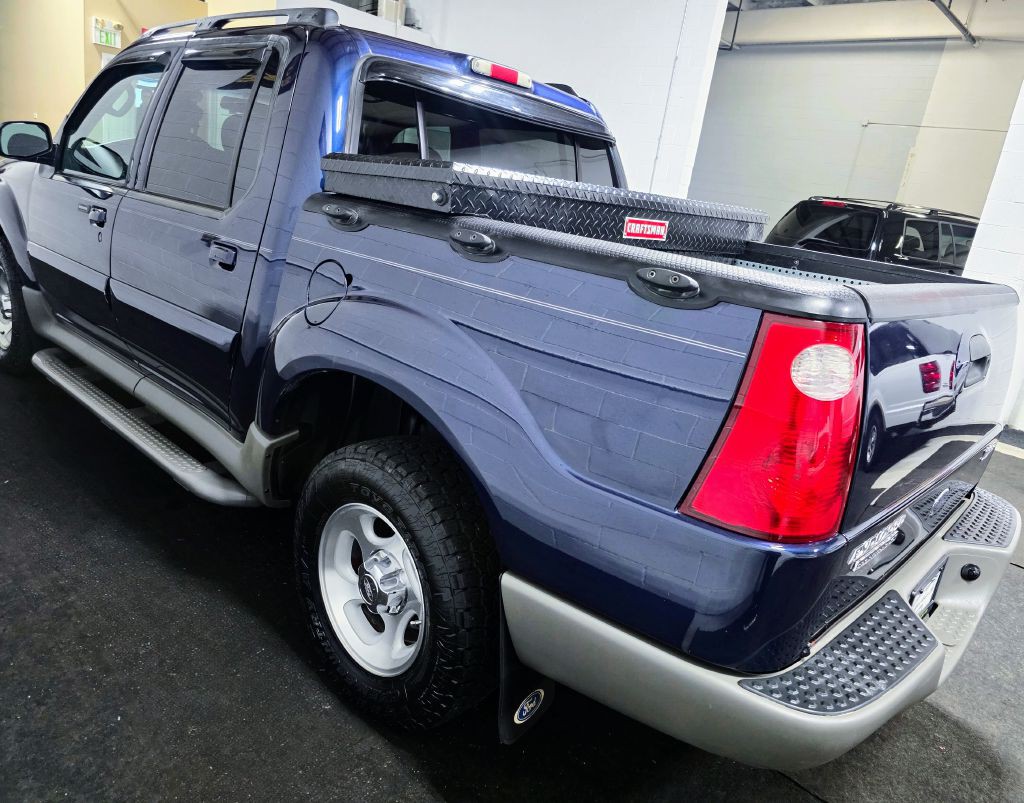 2003 Ford Explorer Image 37