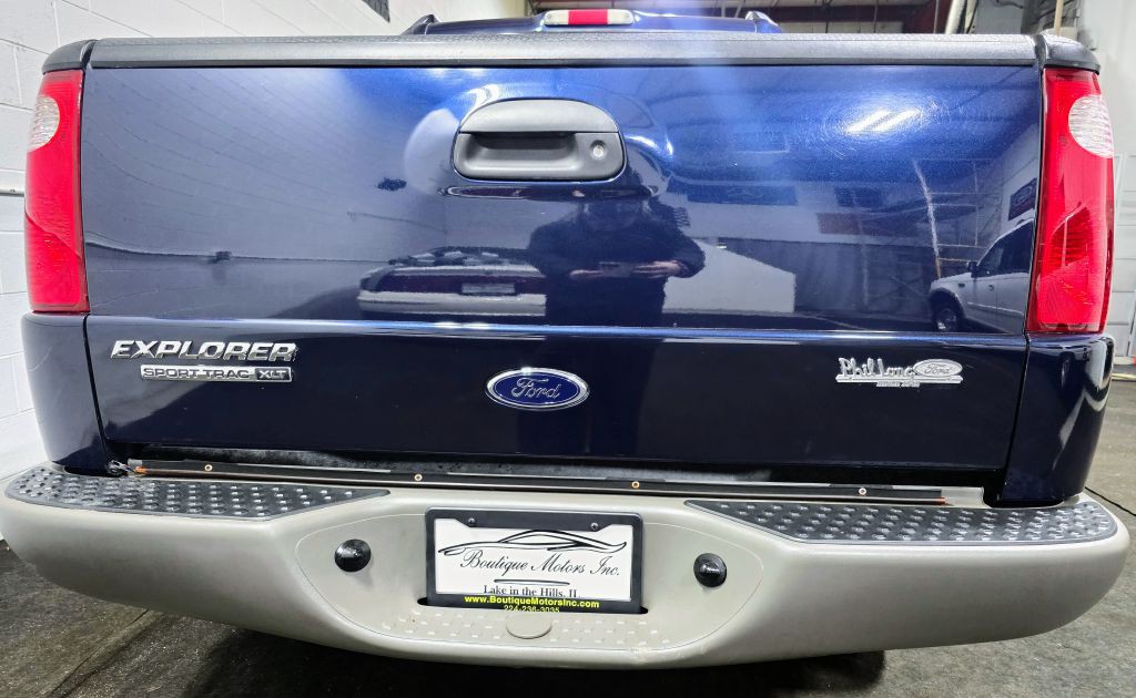 2003 Ford Explorer Image 38