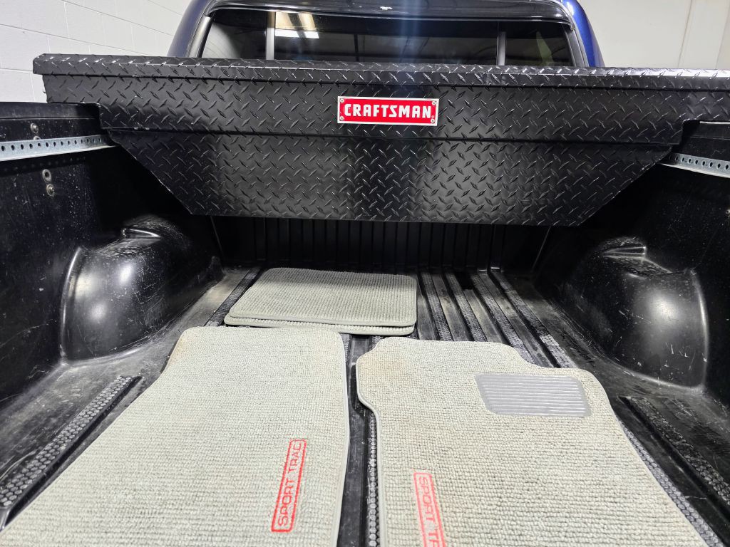 2003 Ford Explorer Image 47