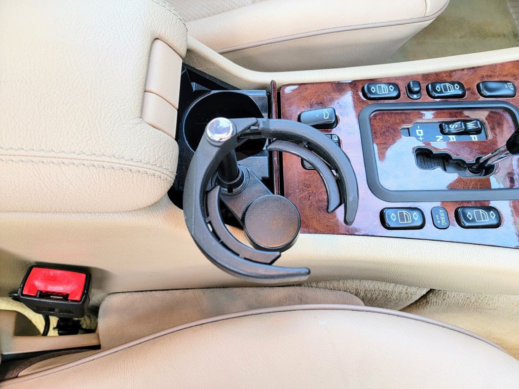 2001 Mercedes-Benz E-Class Image 25